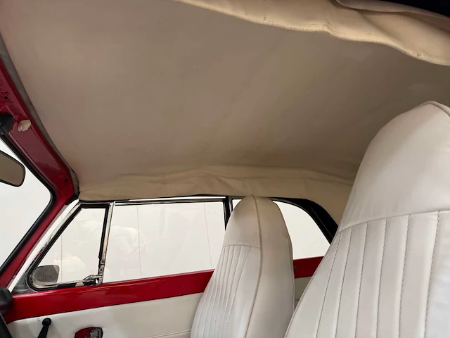 Volkswagen - kever - cabrio cabriolet - oldtimer - 1973 - afbeelding 13 van  34