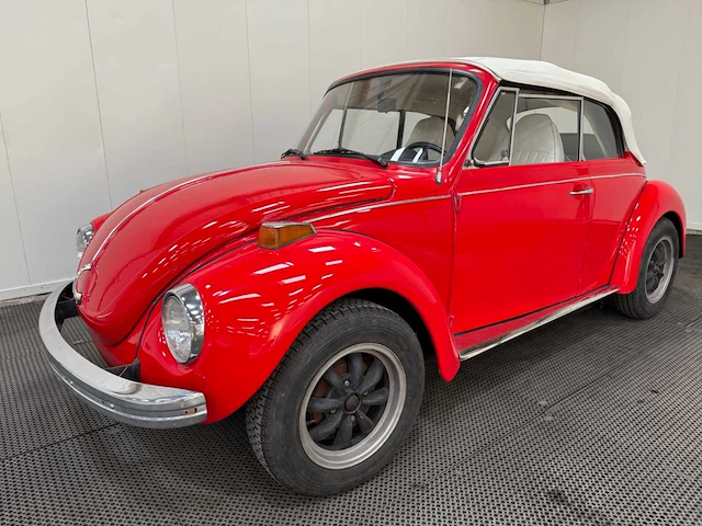 Volkswagen - kever - cabrio cabriolet - oldtimer - 1973 - afbeelding 23 van  34