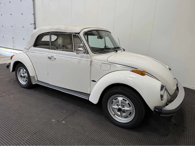 Volkswagen - kever - cabriolet - oldtimer - 1979 - afbeelding 6 van  44