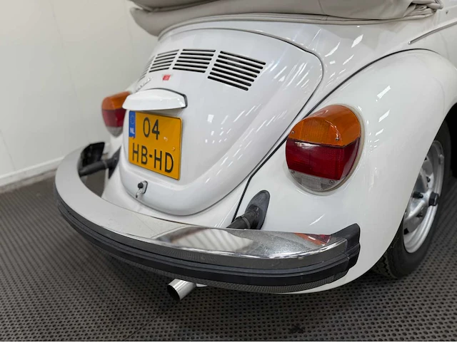 Volkswagen - kever - cabriolet - oldtimer - 1979 - afbeelding 11 van  44