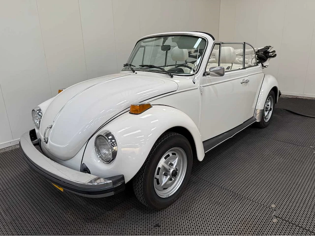 Volkswagen - kever - cabriolet - oldtimer - 1979 - afbeelding 12 van  44