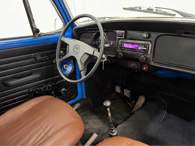 Volkswagen - kever - oldtimer - 1983 - afbeelding 7 van  27