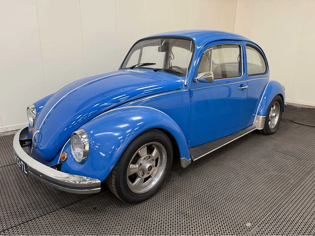 Volkswagen - kever - oldtimer - 1983 - afbeelding 1 van  27