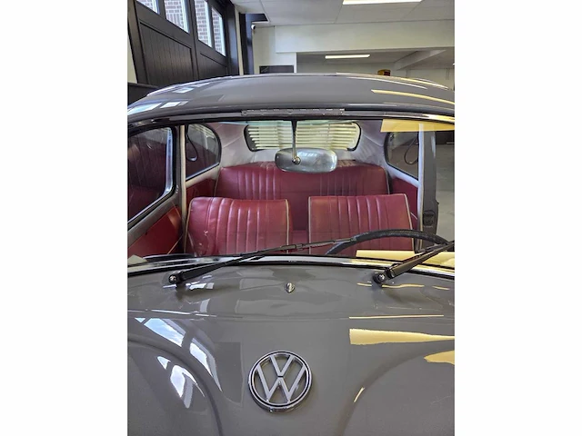 Volkswagen - kever - oldtimer - afbeelding 9 van  10