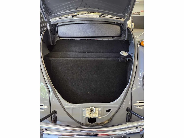 Volkswagen - kever - oldtimer - afbeelding 10 van  10