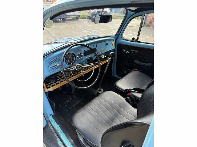 Volkswagen - kever - oldtimer - afbeelding 2 van  15