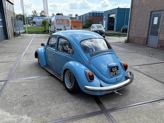 Volkswagen - kever - oldtimer - afbeelding 13 van  15