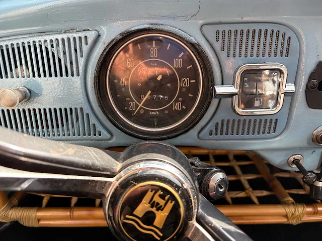 Volkswagen - kever - oldtimer - afbeelding 15 van  15