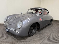 Volkswagen - kever - reutter - oldtimer - 1967 - afbeelding 1 van  57