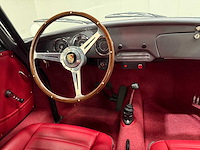 Volkswagen - kever - reutter - oldtimer - 1967 - afbeelding 20 van  57