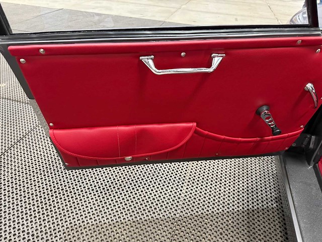 Volkswagen - kever - reutter - oldtimer - 1967 - afbeelding 29 van  57