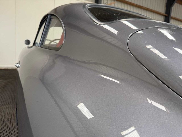 Volkswagen - kever - reutter - oldtimer - 1967 - afbeelding 32 van  57