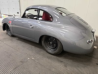 Volkswagen - kever - reutter - oldtimer - 1967 - afbeelding 34 van  57