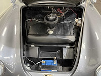 Volkswagen - kever - reutter - oldtimer - 1967 - afbeelding 47 van  57