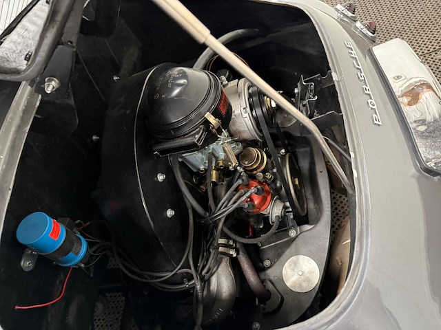 Volkswagen - kever - reutter - oldtimer - 1967 - afbeelding 48 van  57