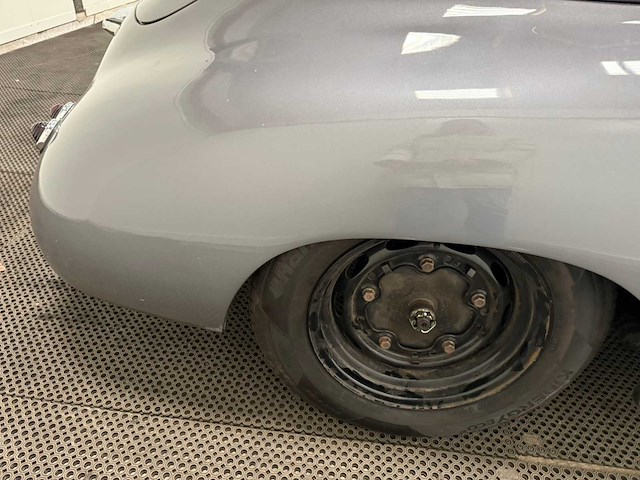 Volkswagen - kever - reutter - oldtimer - 1967 - afbeelding 52 van  57