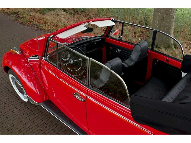 Volkswagen - kever cabrio - 1302 - oldtimer - afbeelding 5 van  9