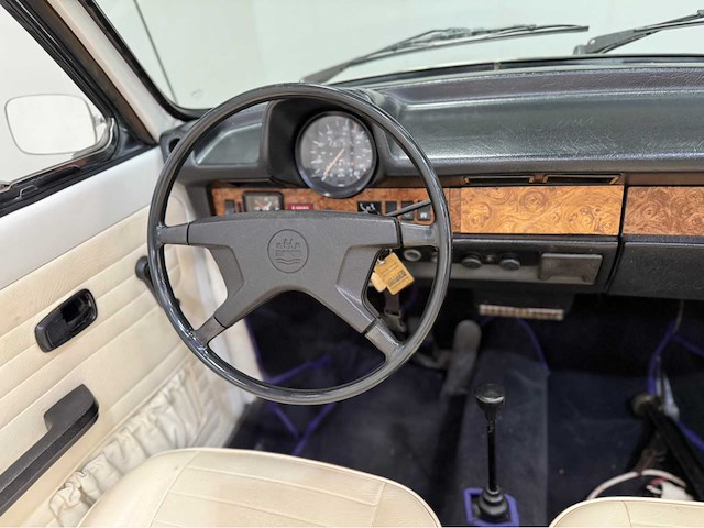Volkswagen - kever cabriolet - 1303 ls - oldtimer - afbeelding 18 van  44