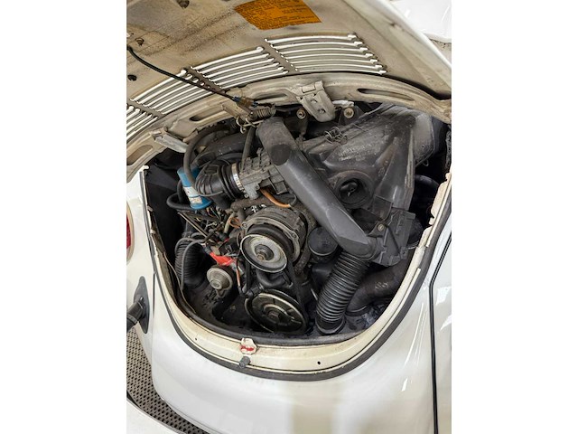 Volkswagen - kever cabriolet - 1303 ls - oldtimer - afbeelding 31 van  44