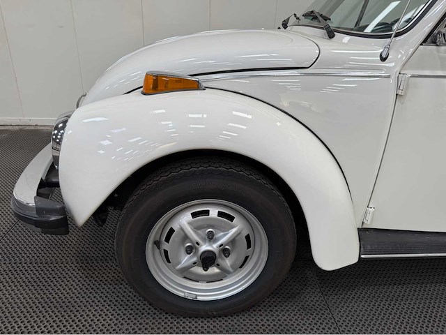 Volkswagen - kever cabriolet - 1303 ls - oldtimer - afbeelding 37 van  44