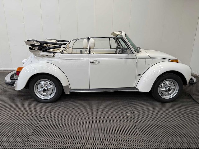 Volkswagen - kever cabriolet - 1303 ls - oldtimer - afbeelding 44 van  44