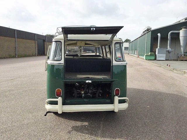 Volkswagen - kombi - t1 - oldtimer - afbeelding 2 van  19