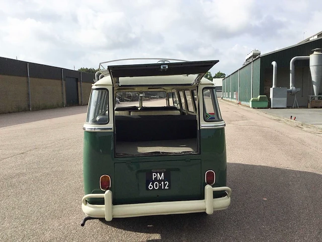 Volkswagen - kombi - t1 - oldtimer - afbeelding 17 van  19