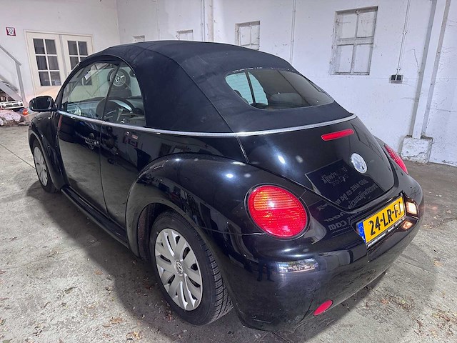 Volkswagen - new beetle cabriolet - 2.0 - 24-lr-fj - afbeelding 9 van  15