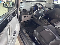 Volkswagen - new beetle cabriolet - 2.0 - 24-lr-fj - afbeelding 13 van  15
