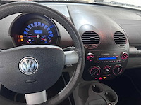 Volkswagen - new beetle cabriolet - 2.0 - 24-lr-fj - afbeelding 15 van  15