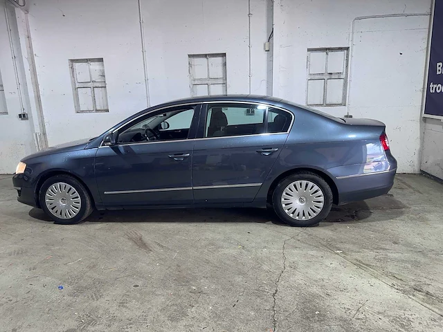 Volkswagen - passat - 1.4 tsi automaat comfl. bluem - 98-kpf-9 - afbeelding 12 van  20