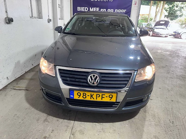 Volkswagen - passat - 1.4 tsi automaat comfl. bluem - 98-kpf-9 - afbeelding 19 van  20