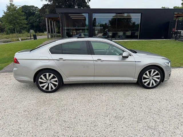 Volkswagen - passat - 1.4 tsi gte highline - hf-281-s - 2015 - afbeelding 35 van  35