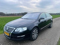 Volkswagen - passat - 3.2 v6 highline 4m - 53-sp-hs - 2006 - nap - afbeelding 3 van  15