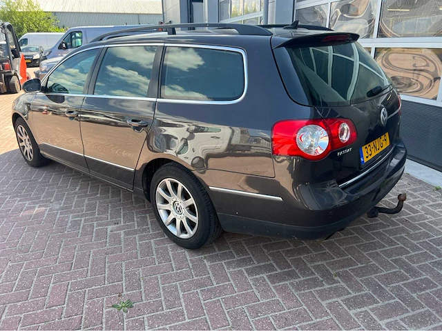 Volkswagen - passat - variant - personenauto - 2010 - afbeelding 23 van  29