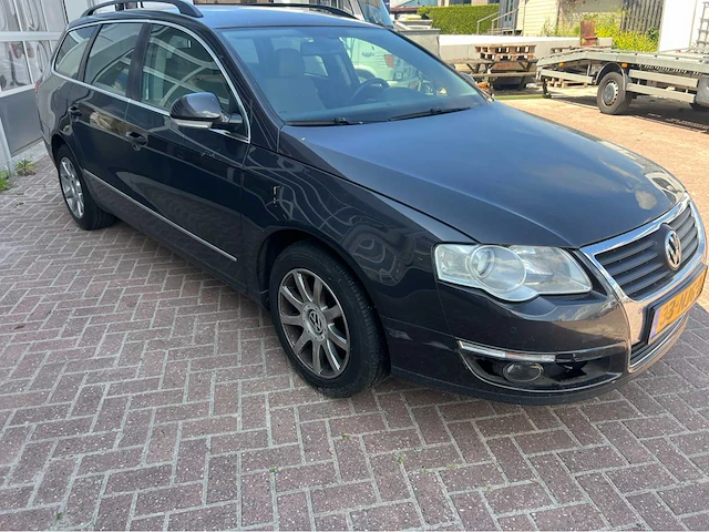 Volkswagen - passat - variant - personenauto - 2010 - afbeelding 24 van  29