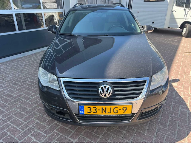 Volkswagen - passat - variant - personenauto - 2010 - afbeelding 25 van  29