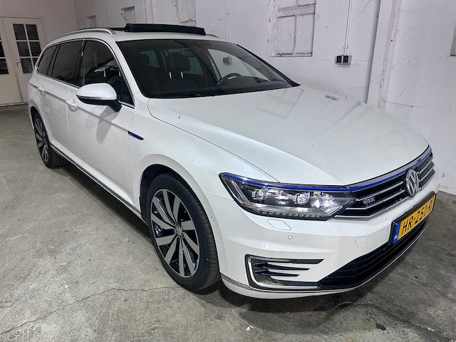 Volkswagen - passat variant - 1.4 tsi gte highline - hr-251-r - afbeelding 25 van  27