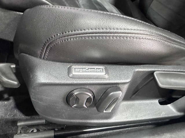 Volkswagen - passat variant - 1.4 tsi gte highline - hr-251-r - afbeelding 10 van  27