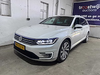 Volkswagen - passat variant - 1.4 tsi gte highline - hr-251-r - afbeelding 1 van  27