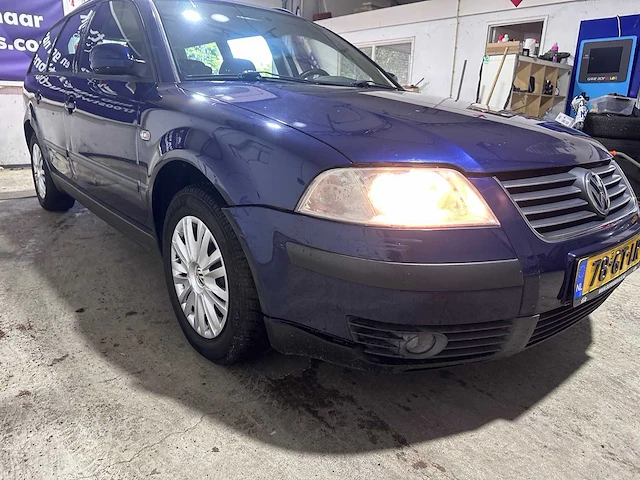 Volkswagen - passat variant - 2.0 trendline automaat - 78-gt-lr - afbeelding 6 van  19