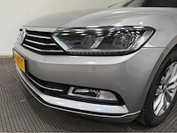 Volkswagen - passat variant - tdi - personenauto - 2017 - afbeelding 4 van  32
