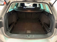 Volkswagen - passat variant - tdi - personenauto - 2017 - afbeelding 15 van  32