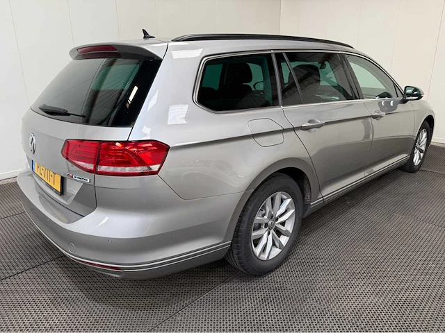 Volkswagen - passat variant - tdi - personenauto - 2017 - afbeelding 31 van  32