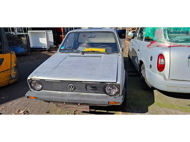 Volkswagen - pickup - caddy - duits - afbeelding 1 van  12