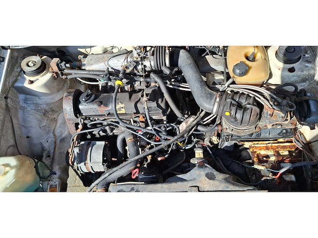 Volkswagen - pickup - caddy - duits - afbeelding 9 van  12