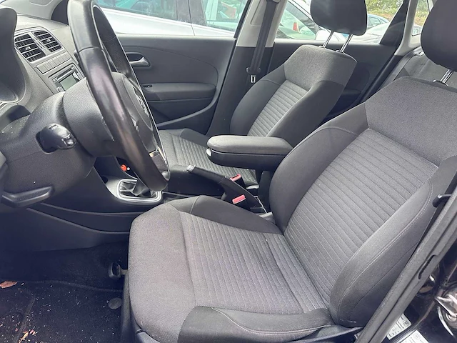 Volkswagen - polo - 1.2-12v bl.m. comfl. - car - afbeelding 11 van  15