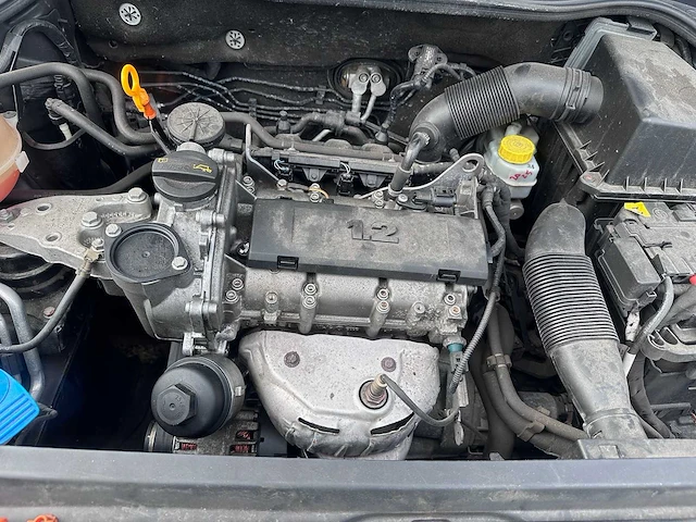 Volkswagen - polo - 1.2-12v bl.m. comfl. - car - afbeelding 15 van  15