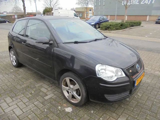 Volkswagen - polo - 1.2-12v optive - 76-sn-hl - afbeelding 4 van  11
