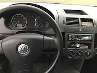 Volkswagen - polo - 1.2 optive - 74-ts-df - afbeelding 10 van  17